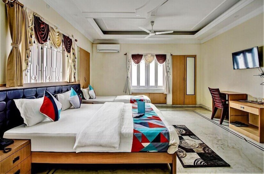 Deluxe Double Room, City View