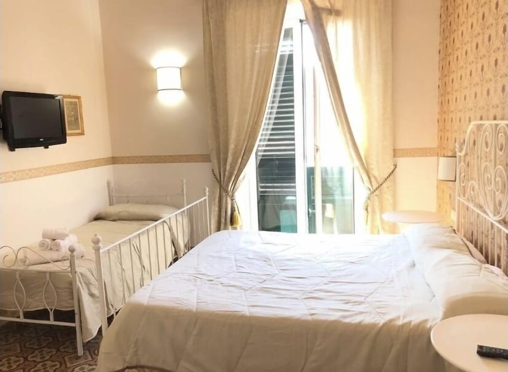 Triple Room - Photo 1