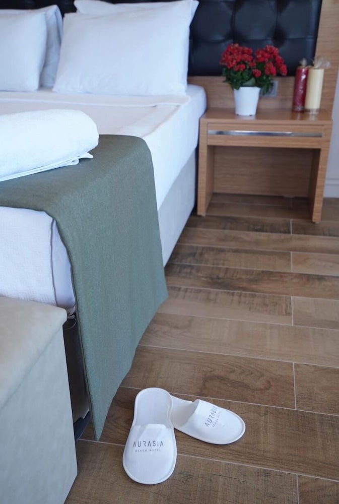 Economy Double or Twin Room photo 3
