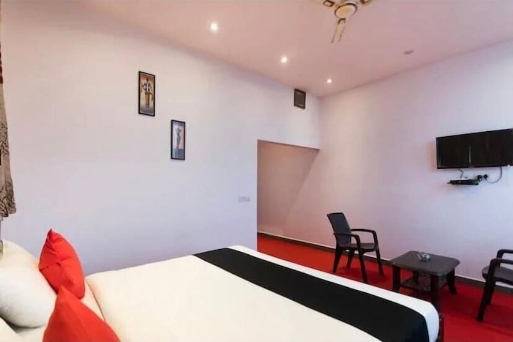 Deluxe Double Room photo 3