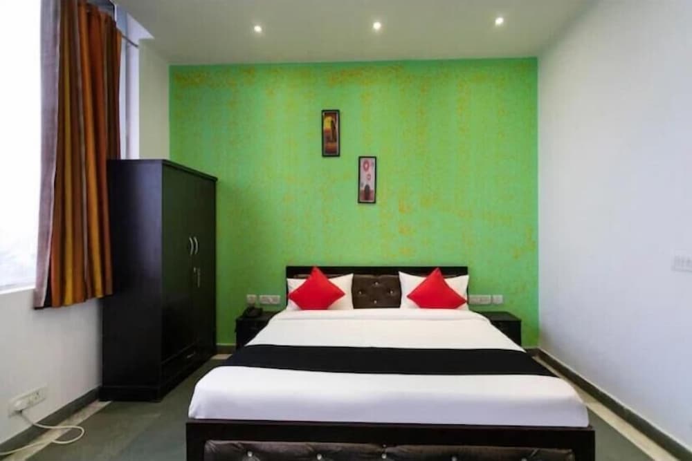 Deluxe Double Room photo 2