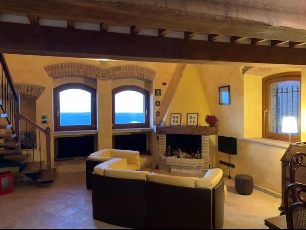Deluxe Suite, Hill View photo 1