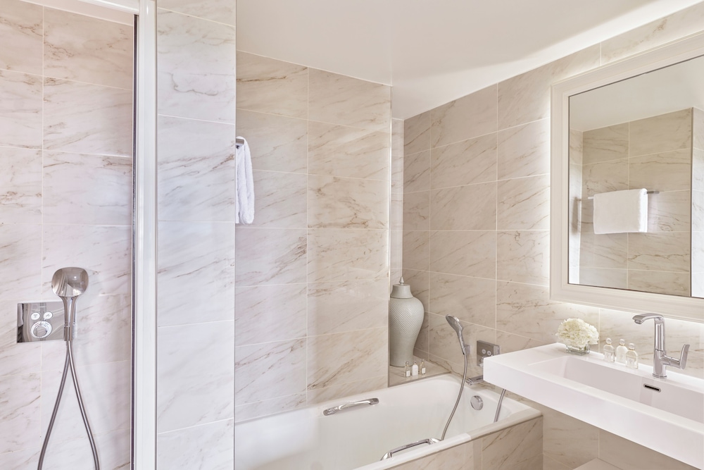 Junior Suite, 1 Double Bed, City View
