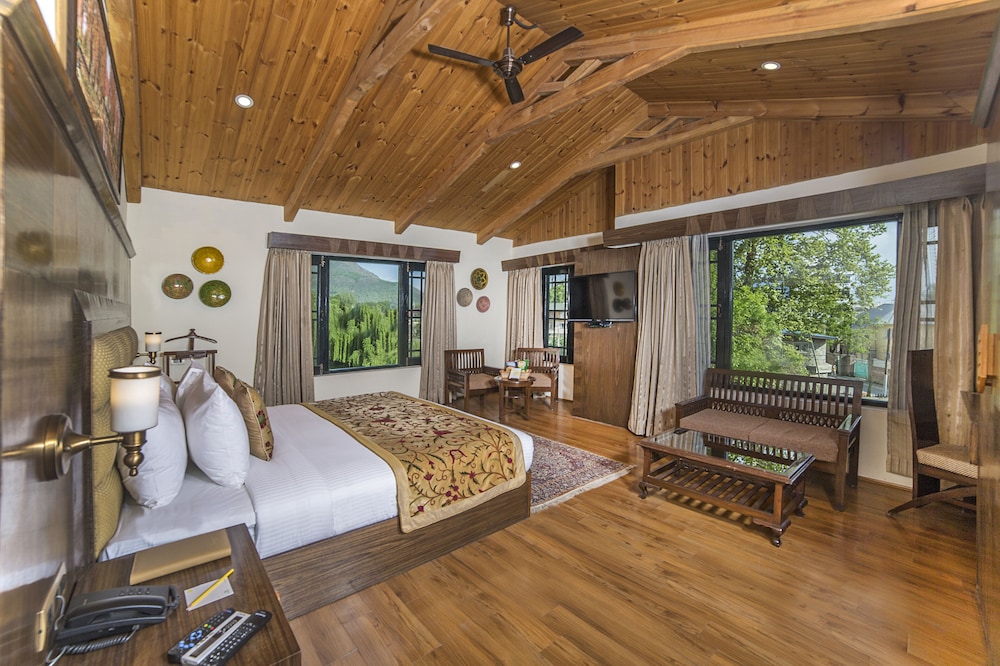 Executive Room photo 2