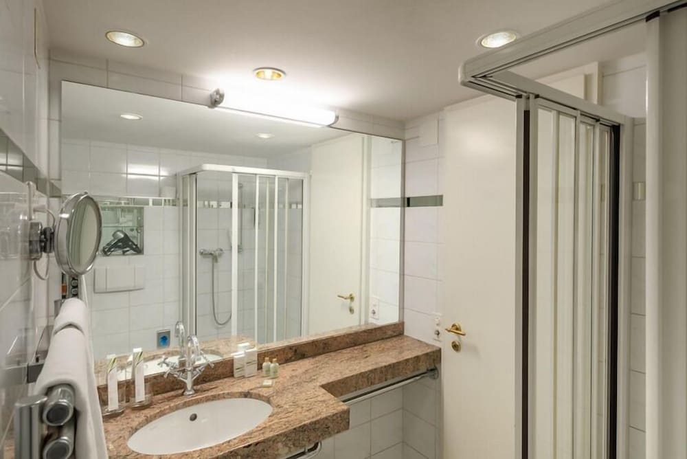 Basic Double or Twin Room