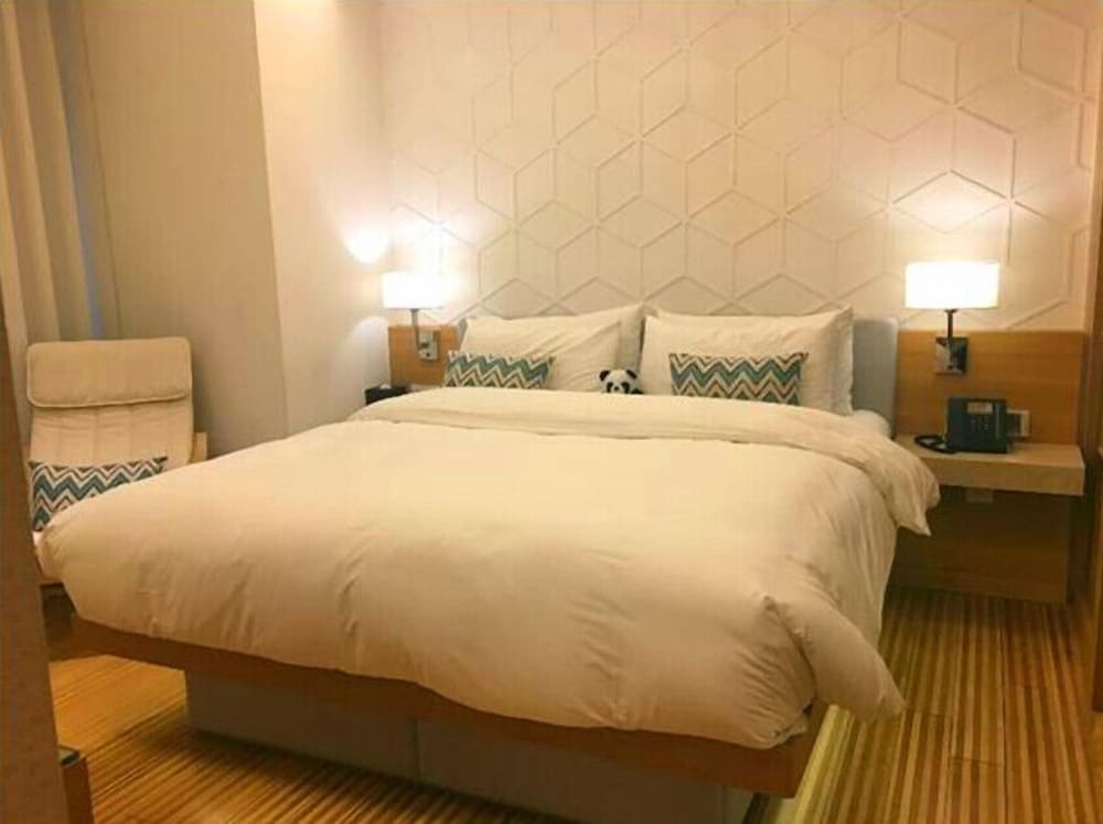 Comfort Suite photo 1