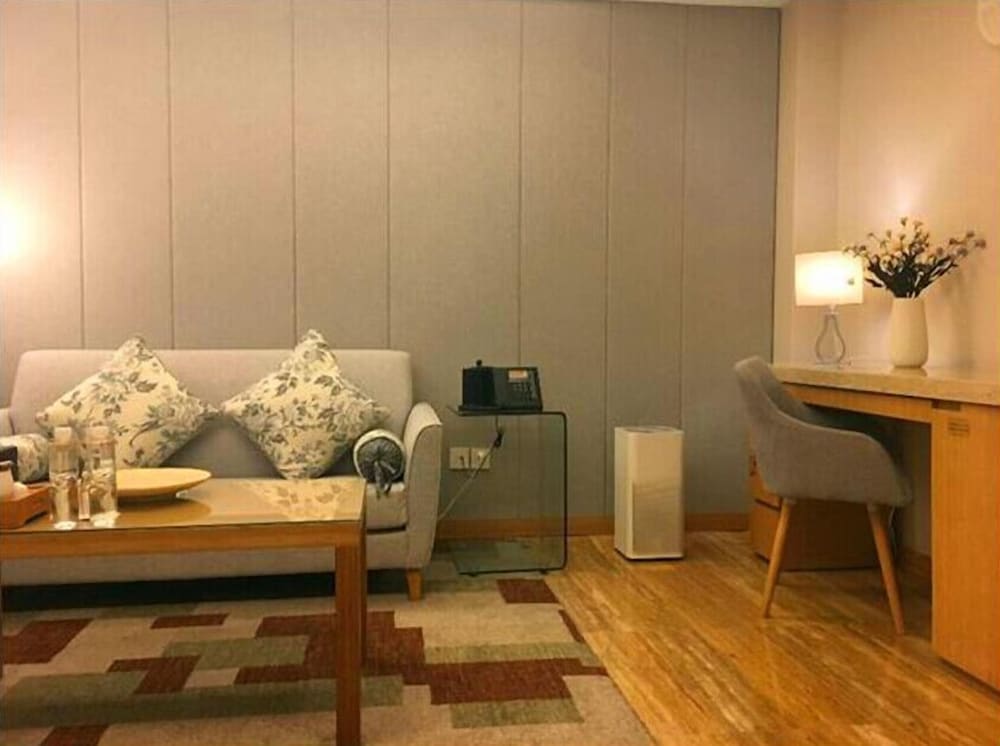 Executive Suite photo 3