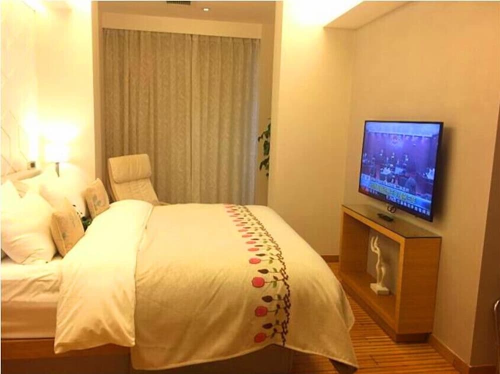 Riverview Suite photo 1