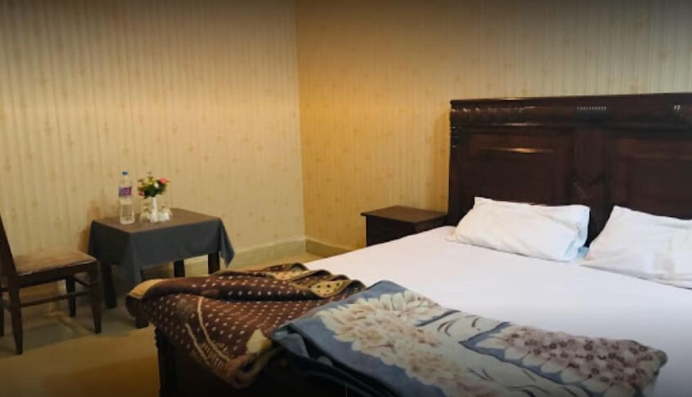 Standard Double Room - Photo 4