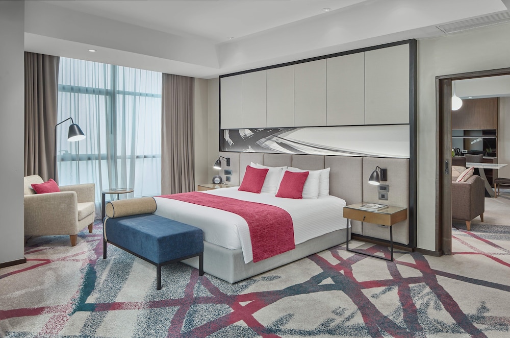 Suite, 1 Bedroom, Club Lounge Access, Corner (High Floor), photo 6