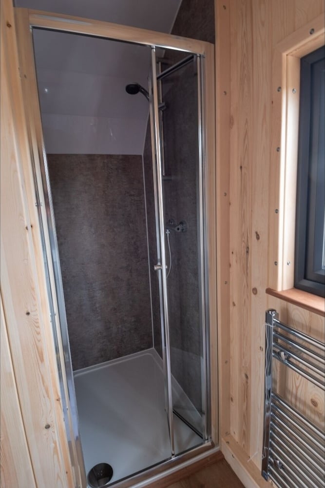 Superior Cabin, 1 Double Bed with Sofa bed, Ensuite, Mountain View photo 3