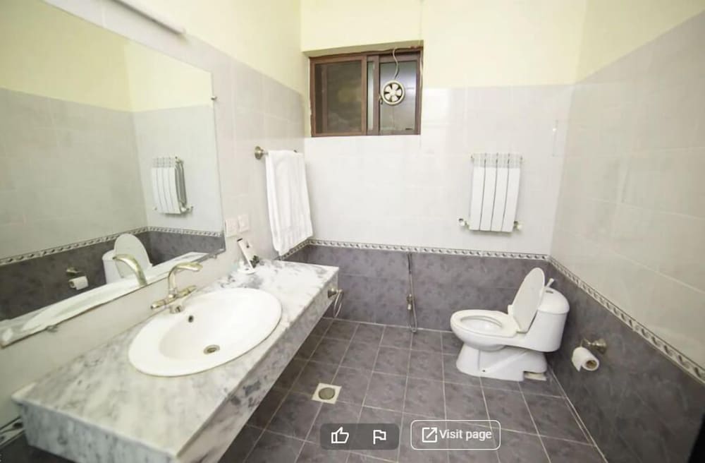 Deluxe Suite photo 2
