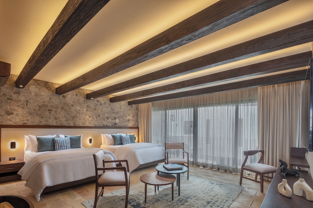 Luxury Quadruple Room