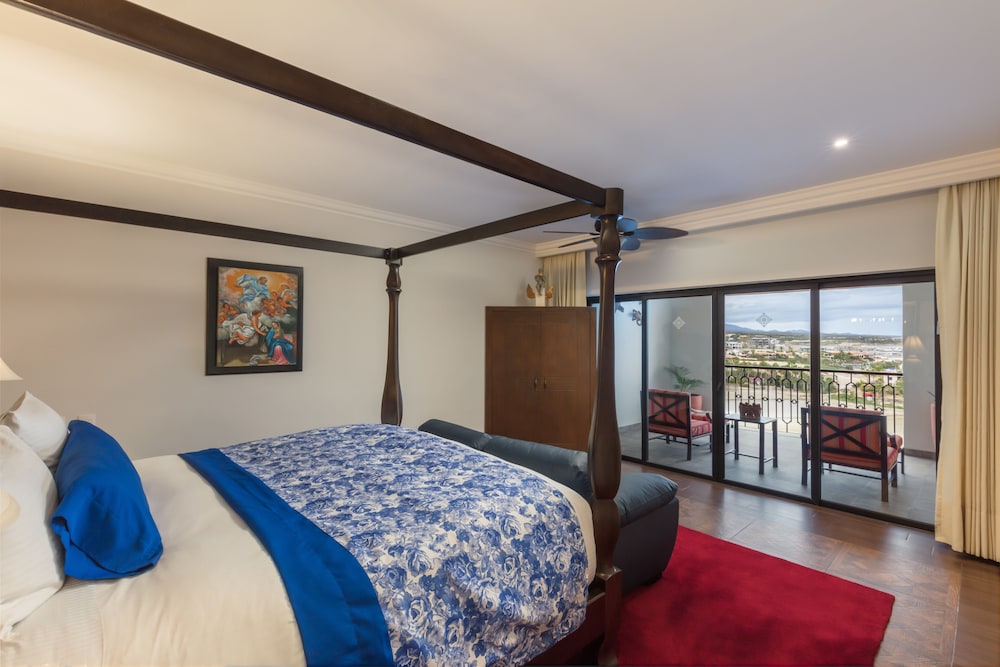 One Bedroom Suite Ocean View - Photo 3