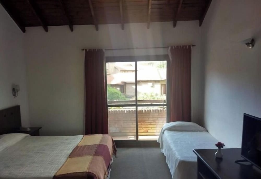 Superior Triple Room photo 2