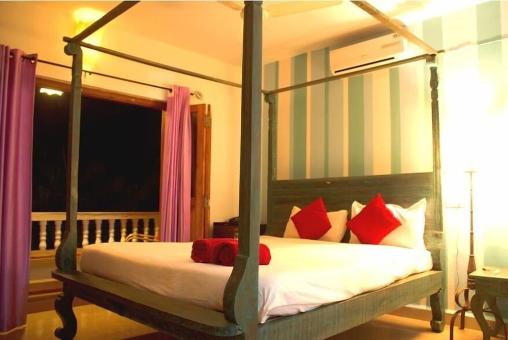 Deluxe Room (Fan) photo 3