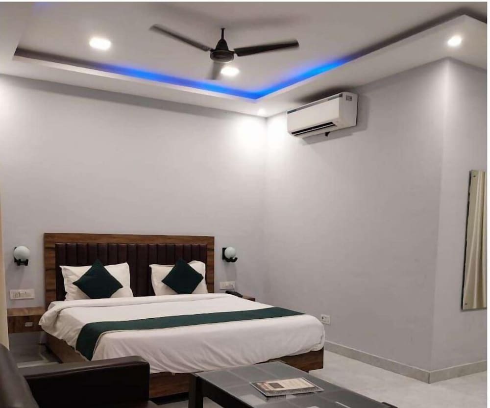 Premium Double Room photo 1