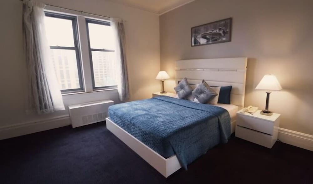Standard Room, 1 King Bed - Photo 1