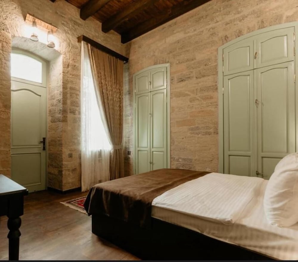 Deluxe Double Room, 1 King Bed, Balcony