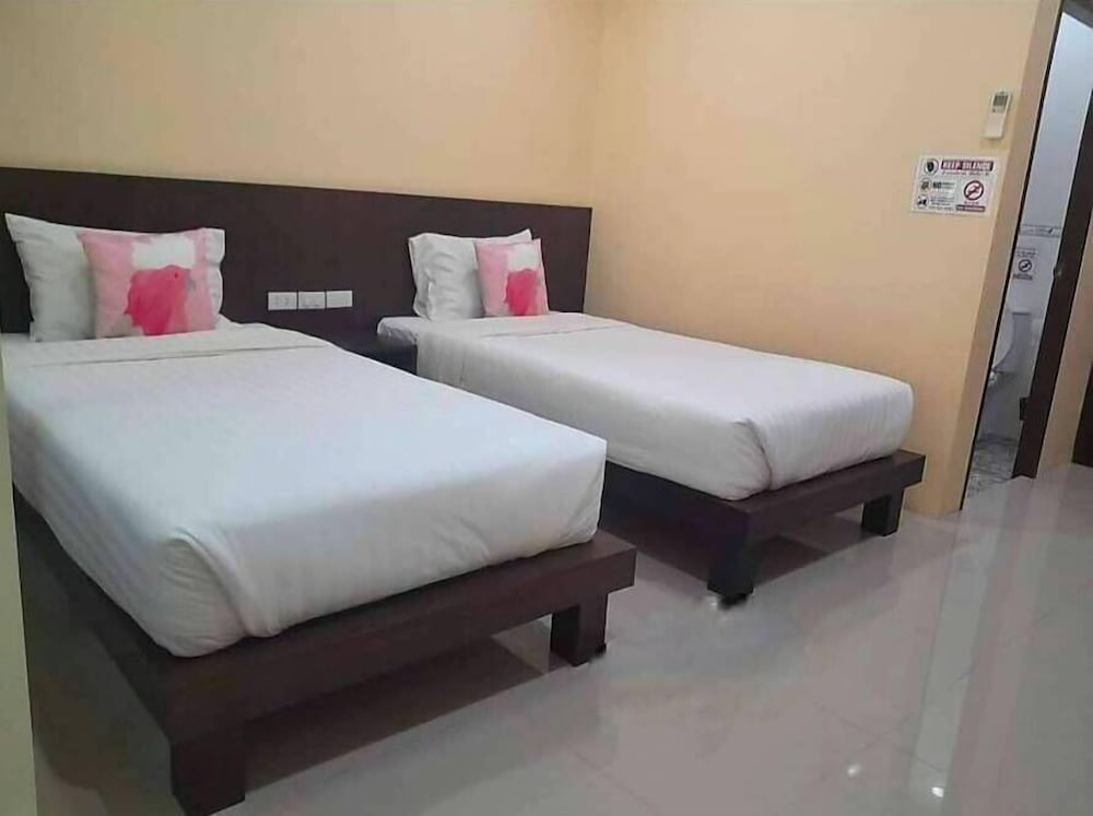 Superior Twin Room photo 2