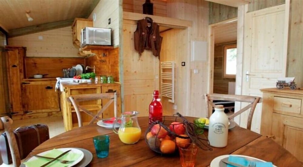 Family Cabin (La cabane du Pionnier) photo 3