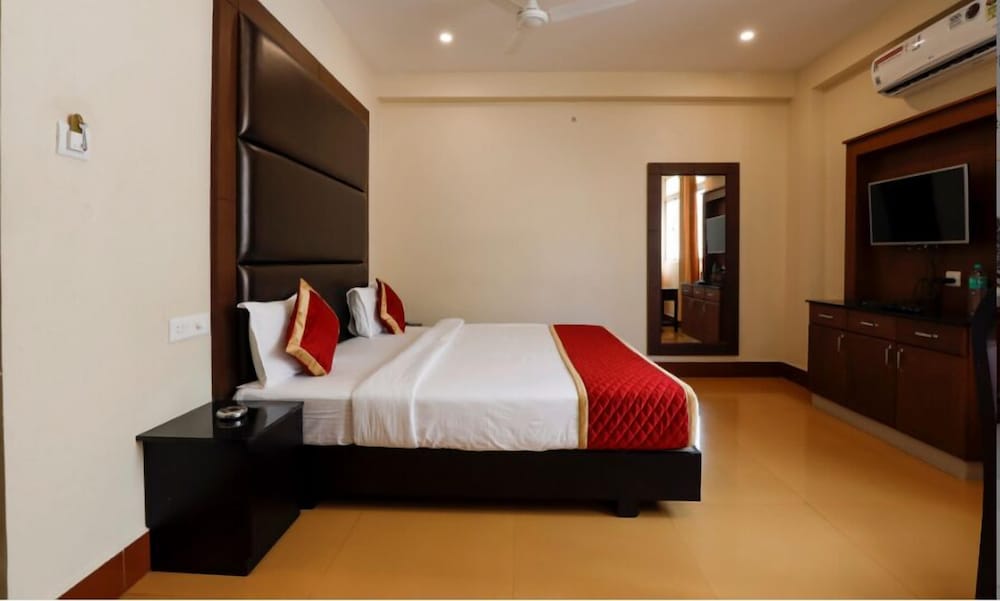 Double Room - Photo 5