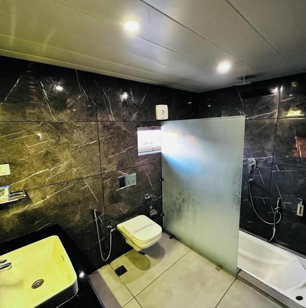 Business Double Room photo 2