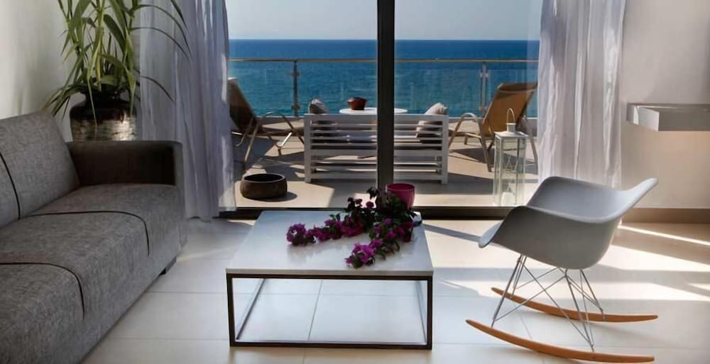 Panoramic Suite, Ocean View (Panoramic) photo 2