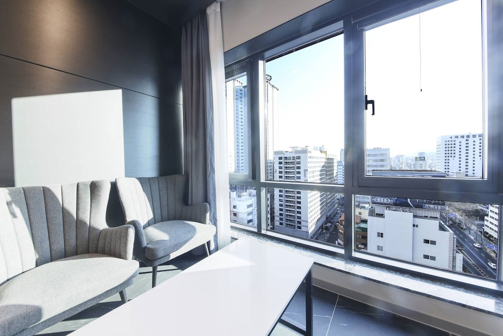 Junior Studio Suite photo 3