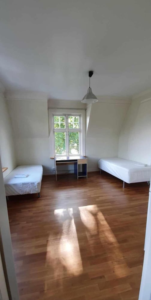 Economy Double Room photo 1