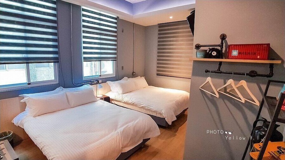 Basic Quadruple Room, 2 Double Beds, Non Smoking
