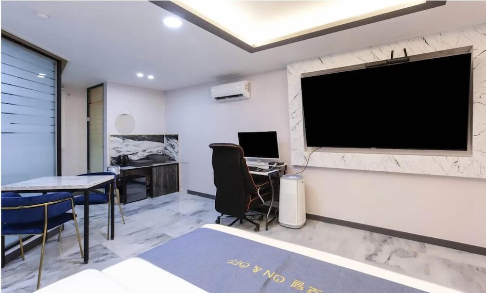 Deluxe Double Room - Photo 5