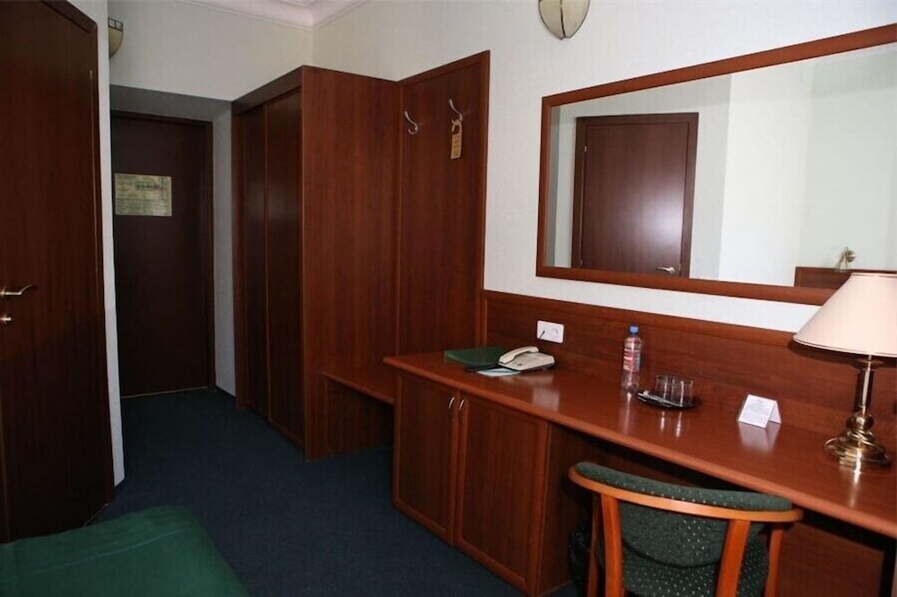 Standard Double Room photo 2