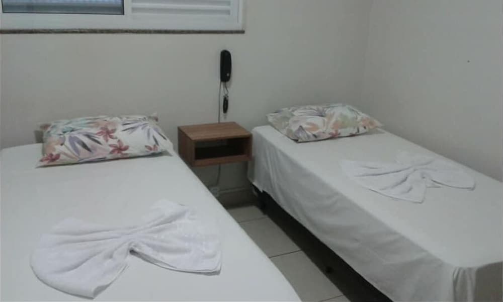 Triple Room, 3 Twin Beds photo 2