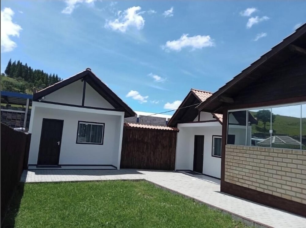 Deluxe Chalet, Hill View photo 2