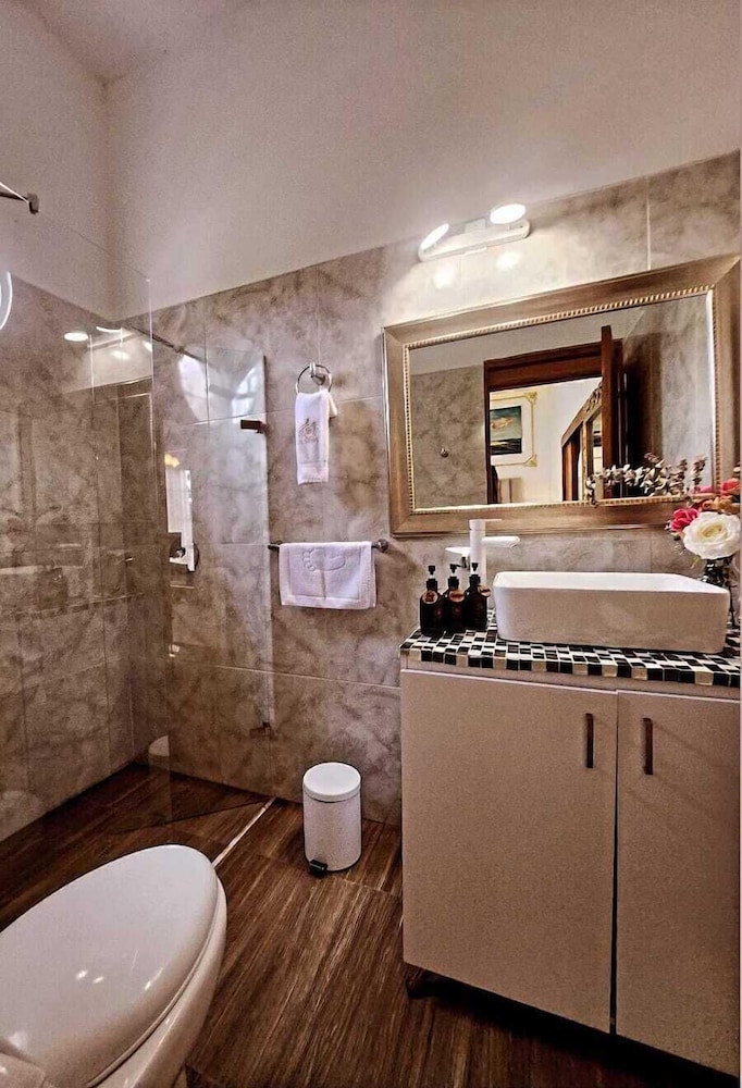 Deluxe Room, Ensuite, Garden View photo 3