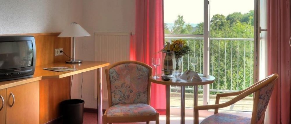 Classic Double or Twin Room photo 2