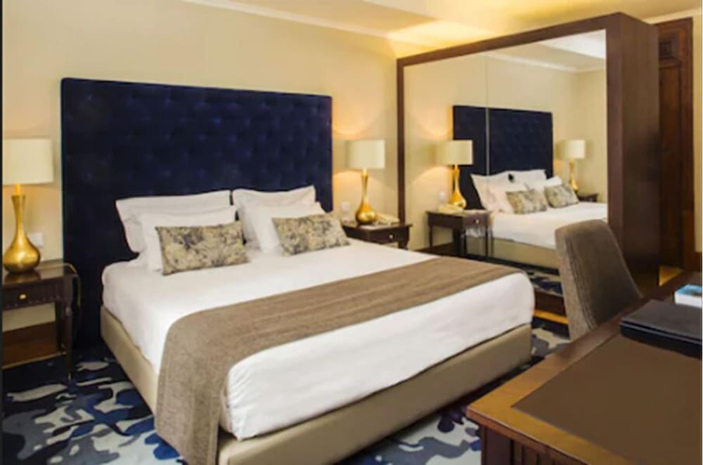 Room (Palace) - Photo 1