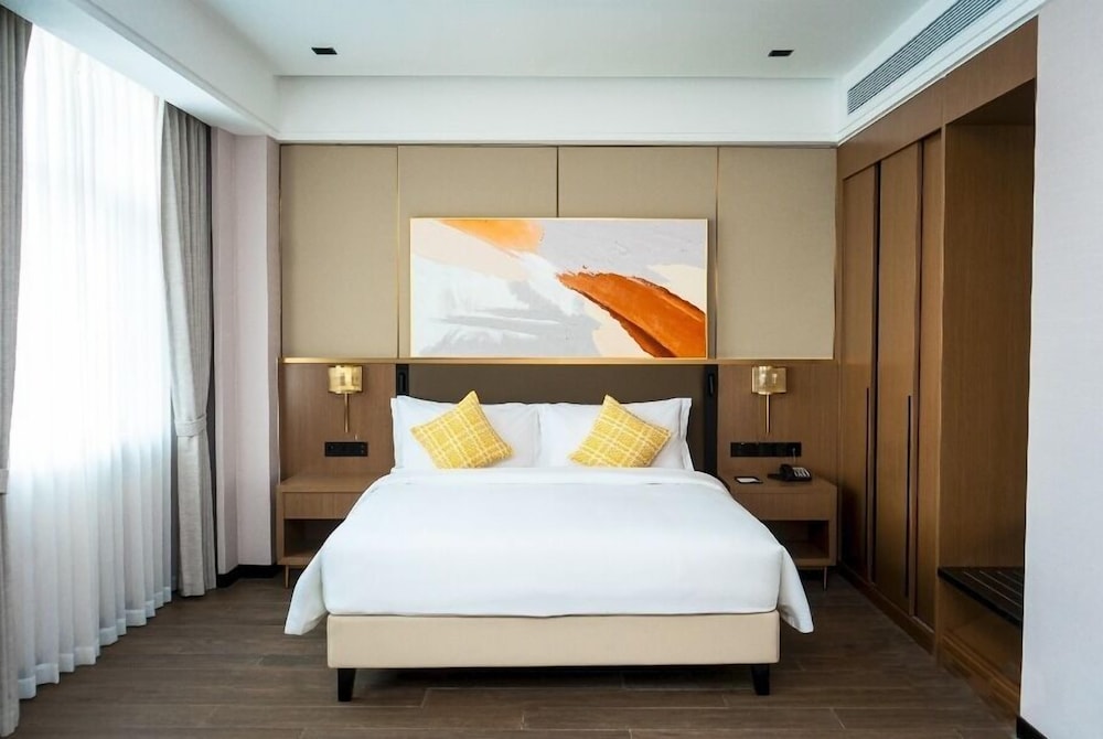 Junior Suite, 1 King Bed
