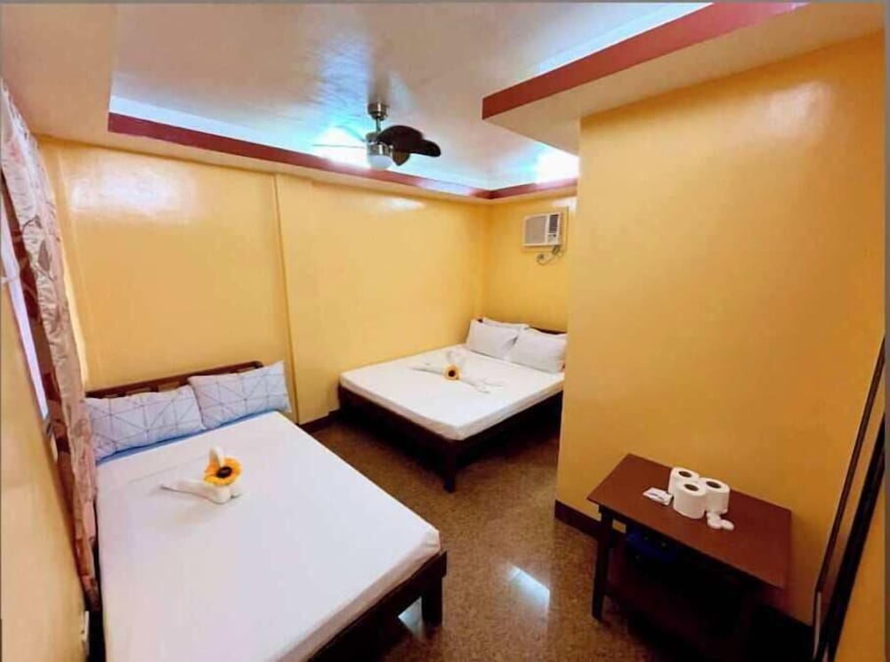 Deluxe Triple Room photo 2