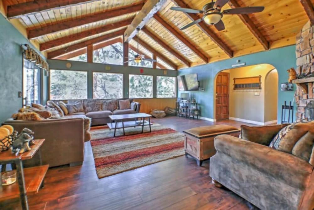 Family Cabin, 3 Bedrooms photo 1
