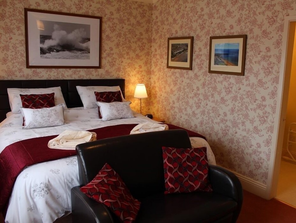 Comfort Double or Twin Room, Ensuite photo 2