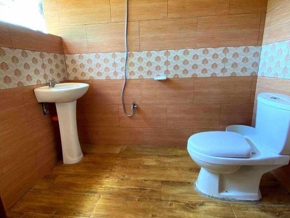 Standard Double or Twin Room photo 3