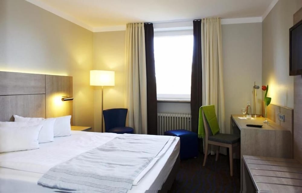 Standard Double Room - Photo 3