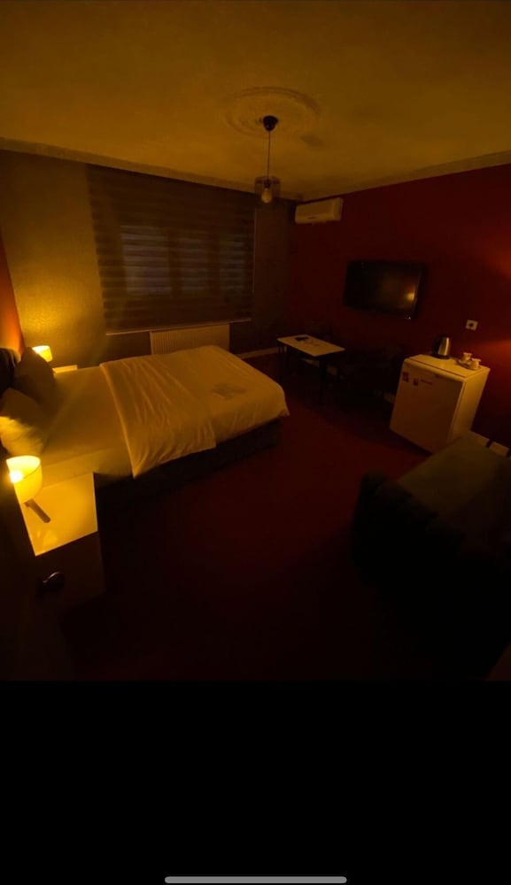 Economy Quadruple Room, Garden View