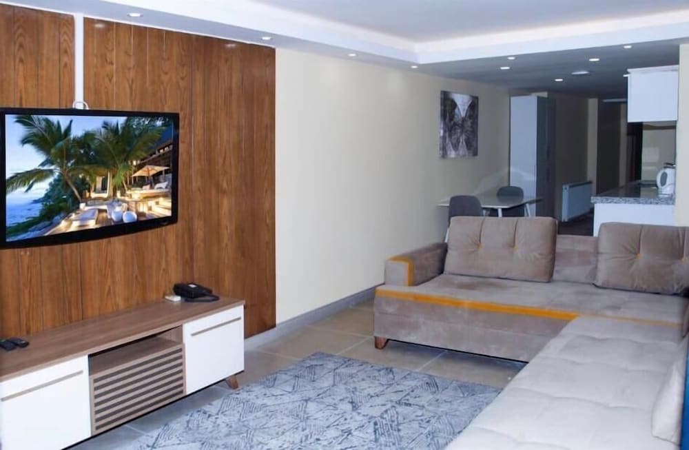 Family Apartment photo 1