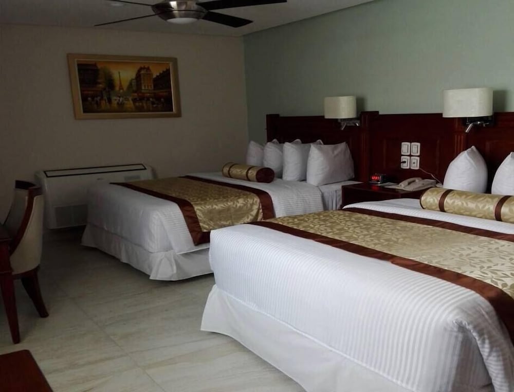 Family Double Room photo 2