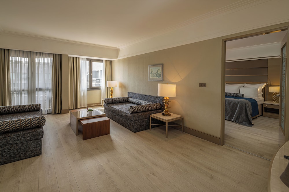 Family Suite photo 3