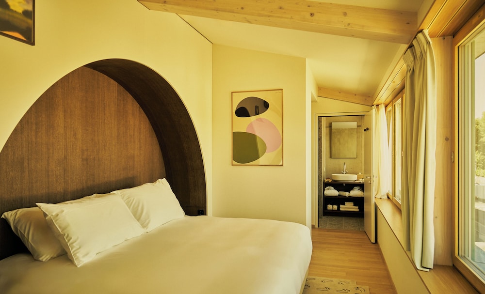 Standard Double or Twin Room photo 1