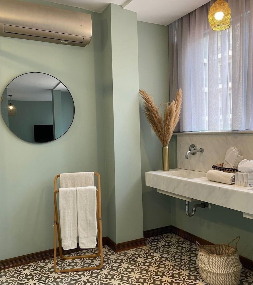Signature Room photo 3